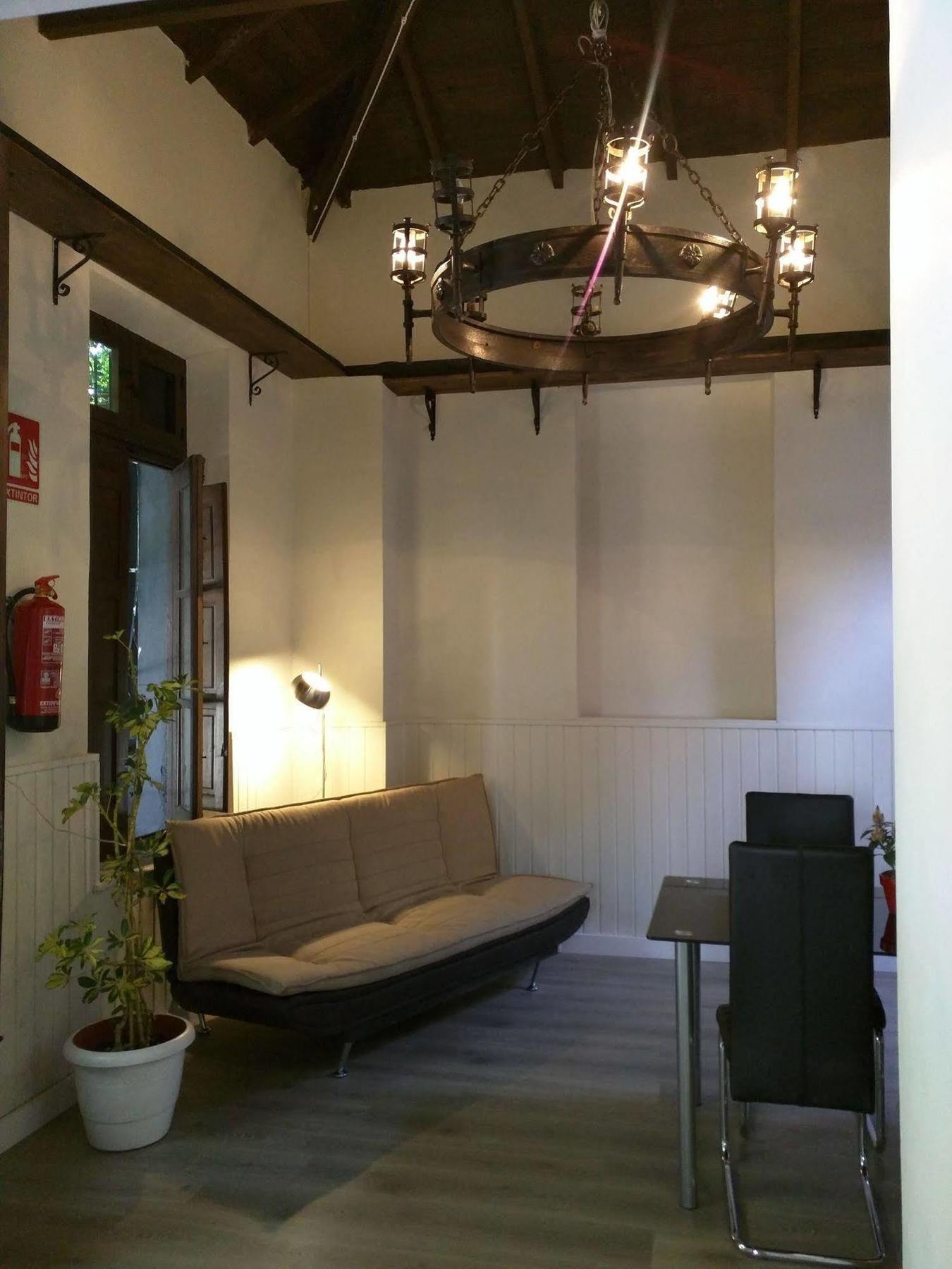 Nwt Paradise Urban Hostel Alicante Exteriér fotografie